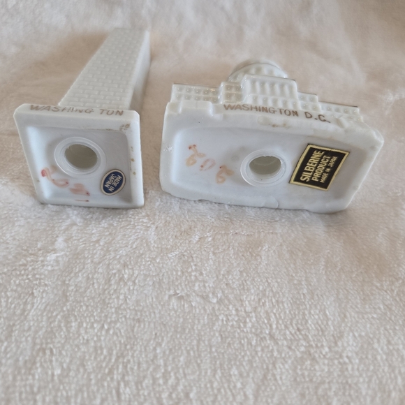 Decorative Salt & Pepper Shakers Of The White House And Washington Monument DC - Picture 10 of 14